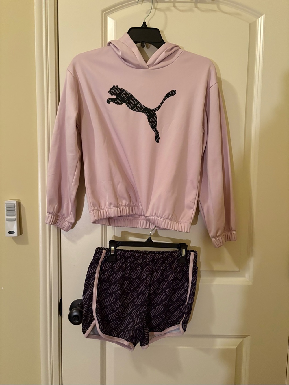 Puma Hoodie with Black Logo Patterned Shorts - Picture 2 of 4